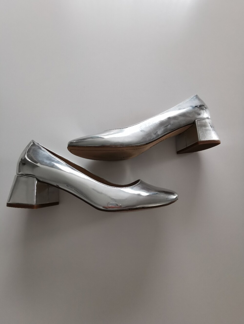 Karl Lagerfeld Metallic Silver Low Block Heel Heels Pumps Charee3